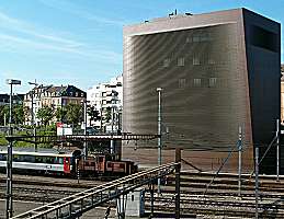 Basel: central signal box by architects Herzog & de Meuron (2000)